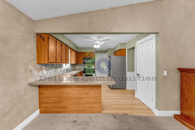 Building Photo - Beautiful Spacious 4 Bedroom Kentwood Home