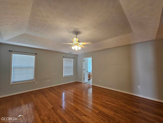 Building Photo - 45 Manchester Ln