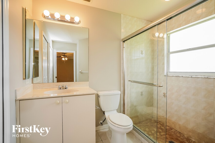 Building Photo - 1506 SE 19th Terrace