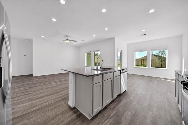 Building Photo - 12115 Blue Coast Ln