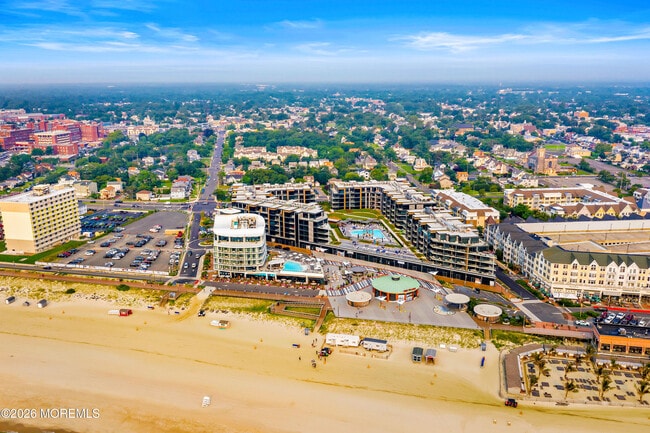 Building Photo - 15 Morris Ave