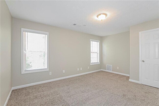 Building Photo - 971 Simon Park Cir