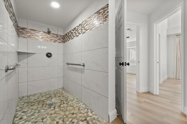 Building Photo - 1620 Wolf Creek Dr