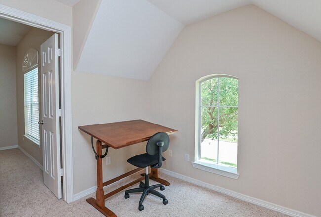Building Photo - 7218 Spring Run Ln