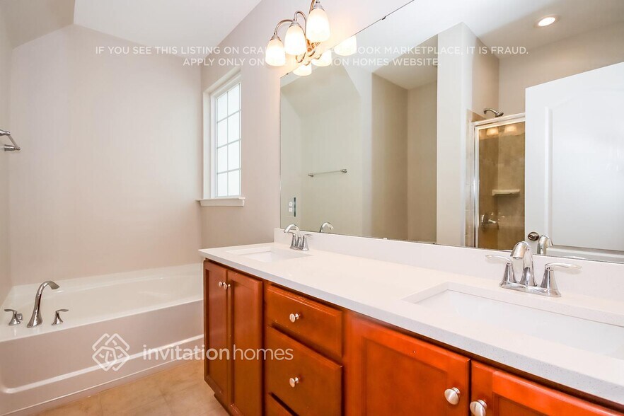 Building Photo - 13110 Heath Grove Dr