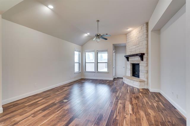 Building Photo - 9916 Echo Summit Dr