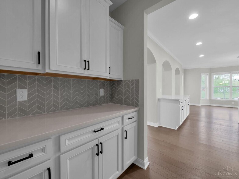 Building Photo - 5874 Spinney Ct