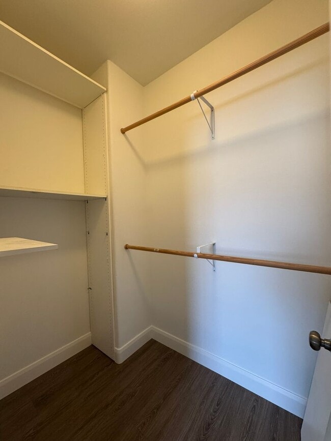 Building Photo - 3 Bed 2.5 Bath Townhome in Orange