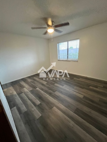 Building Photo - 6311 N Barcelona Ct