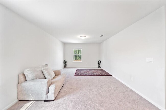 Building Photo - 368 Murray Way