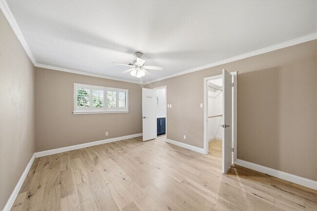 Building Photo - 14110 Barryknoll Ln