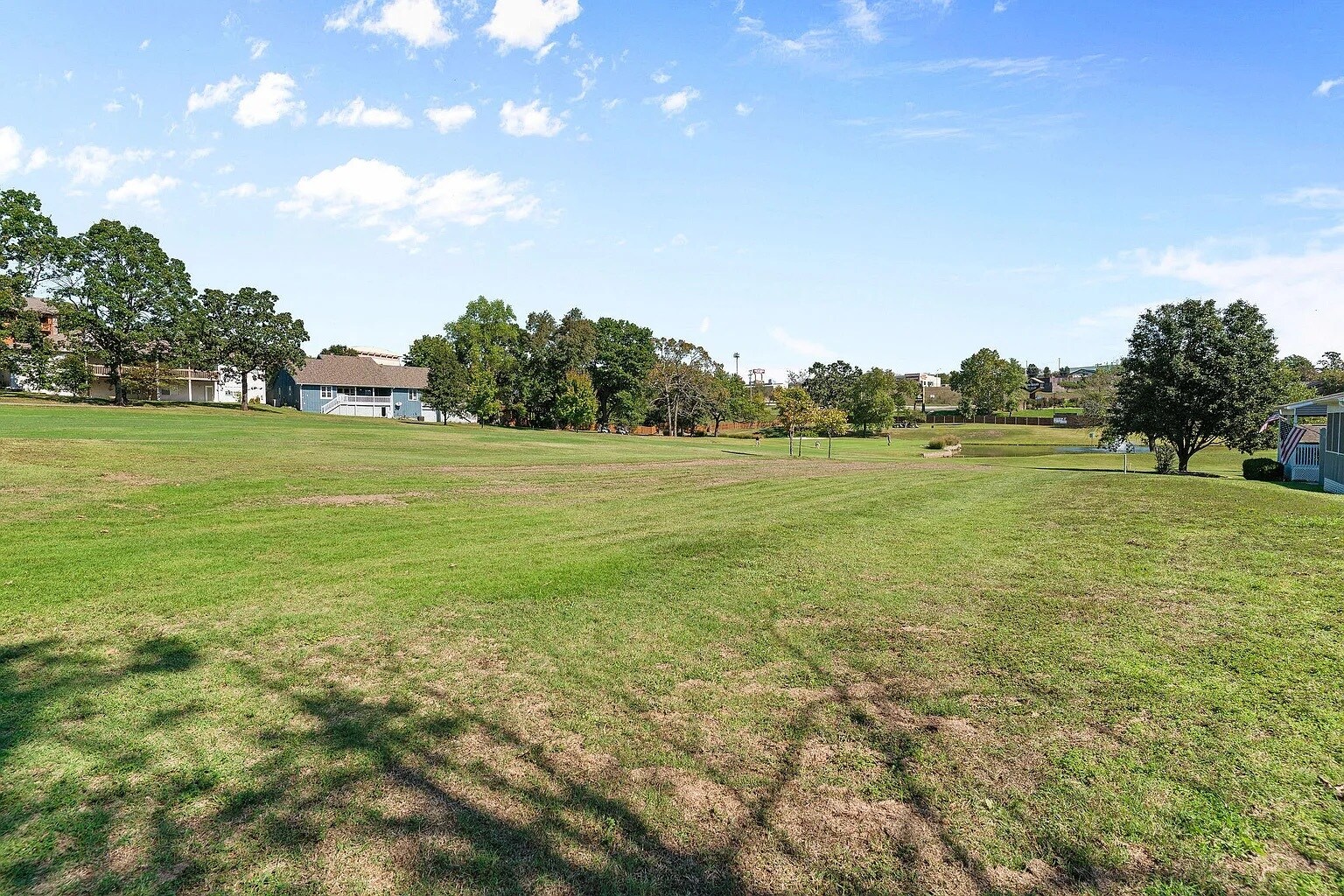 Building Photo - 255 Buckingham Dr