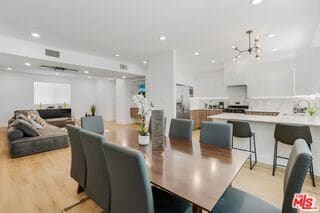 Building Photo - 4637 Laurel Canyon Blvd