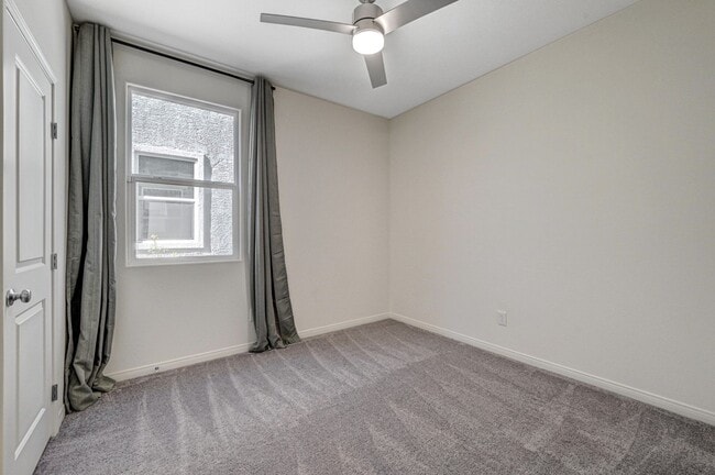 Building Photo - AMAZING 2 Story, 5 Bedroom Home in Gated community!