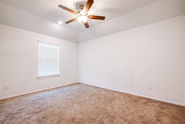 Building Photo - 7603 Rainy Valley Ln