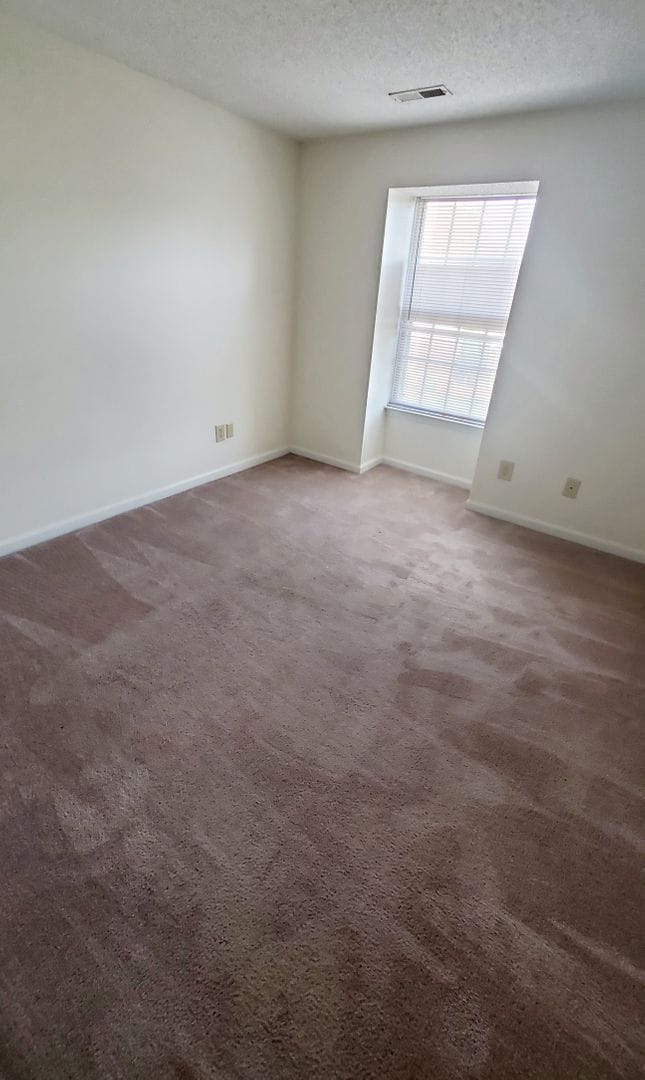 Building Photo - 1610 Arlyn Cir