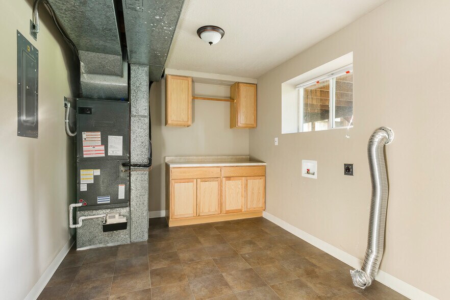 Building Photo - 14170 SW 22nd St