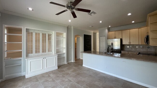 Building Photo - 4857 Victoria Cir