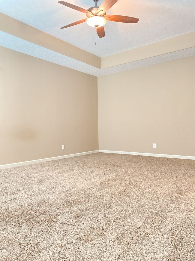 Building Photo - Beautiful & Nearly new SW Chalco area 4 bed Two Story