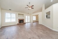 Building Photo - 1421 Fall River Dr