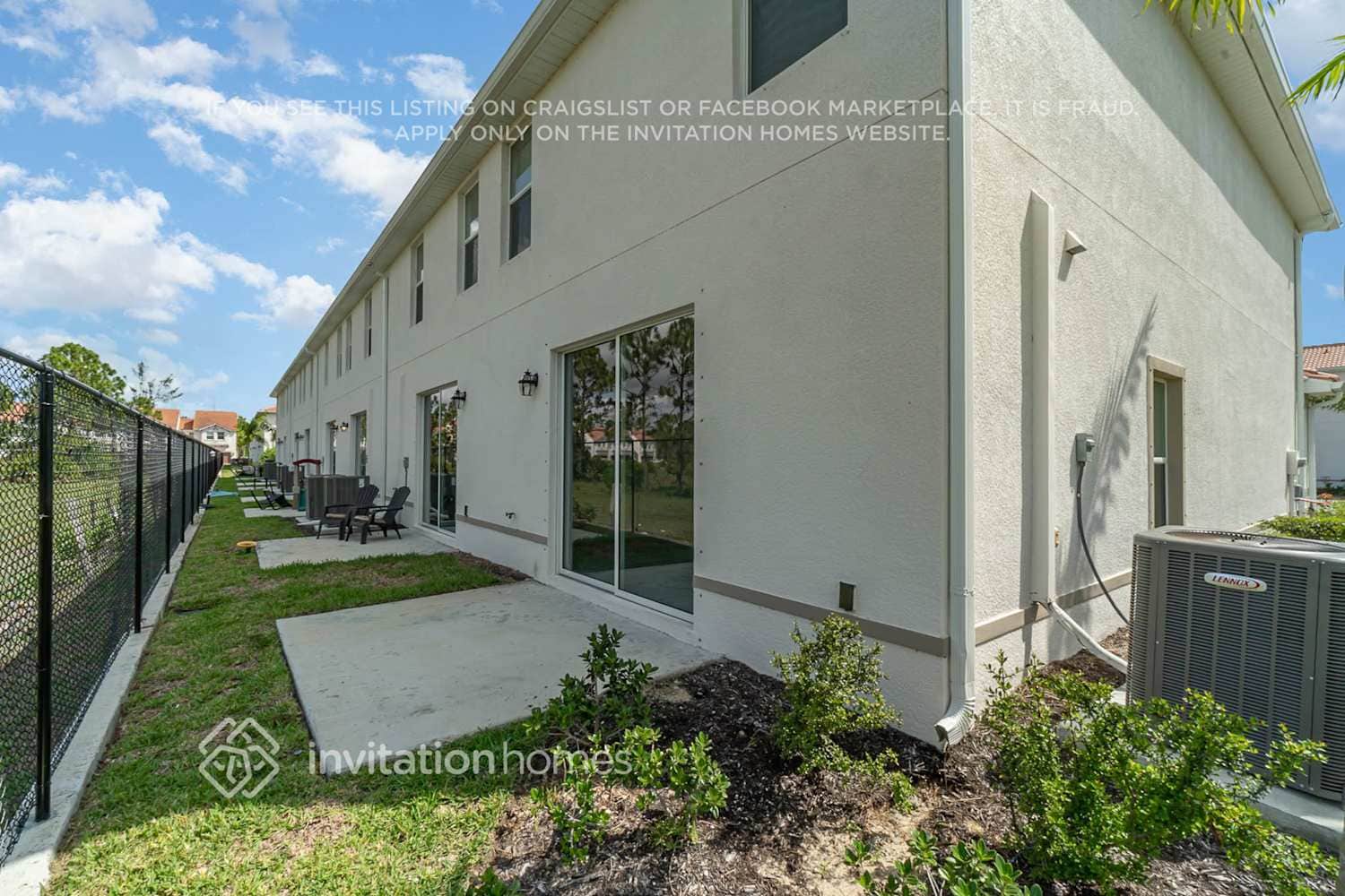 Building Photo - 7165 Greenwood Park Cir
