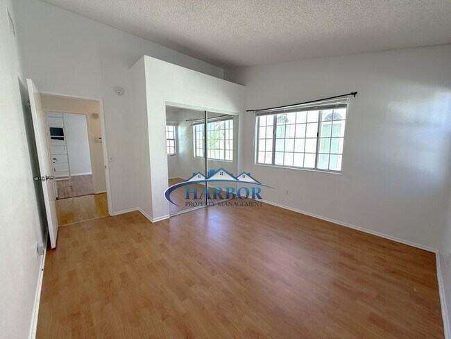Building Photo - 720 Matthisen Cir