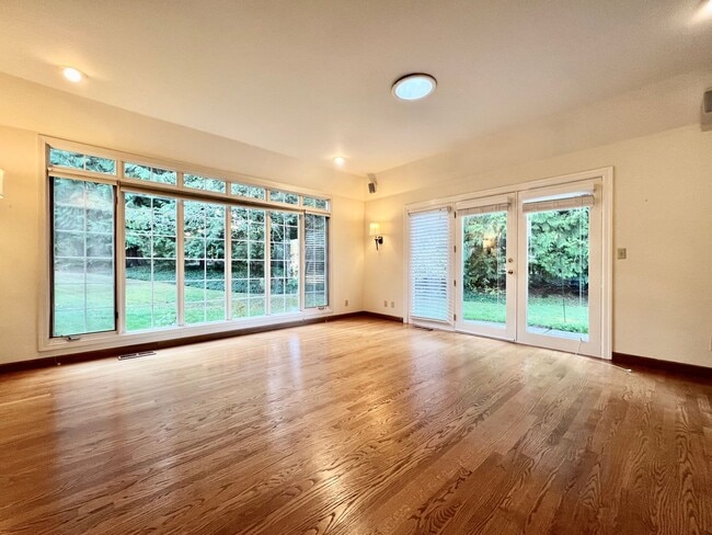 Building Photo - 13906 205th Ave NE