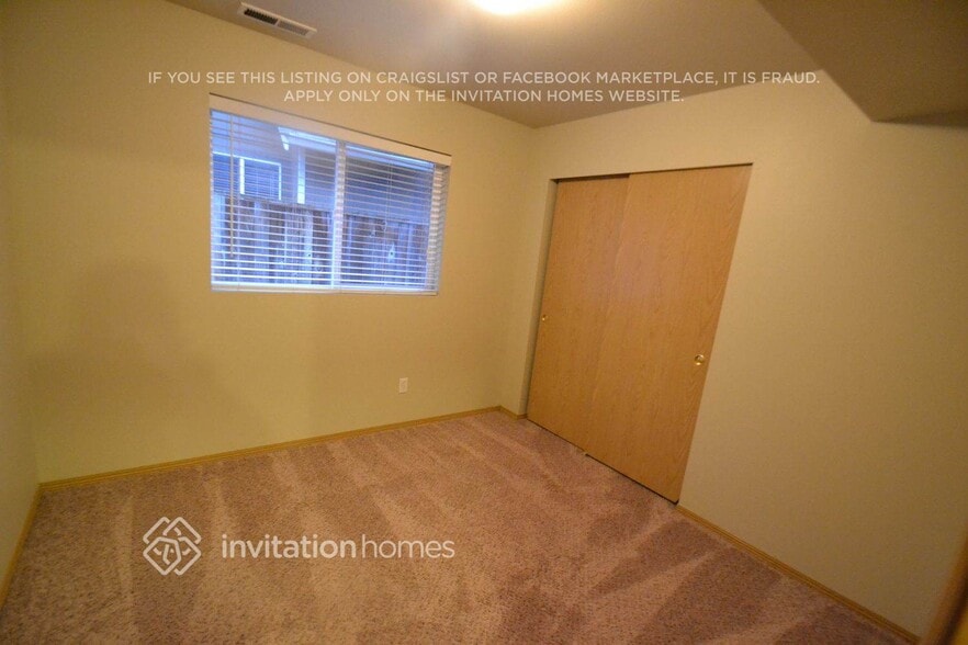 Building Photo - 2427 S 354th St