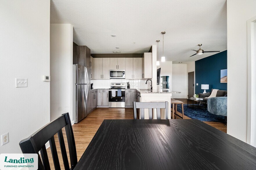 Building Photo - 2439 Casona Ln