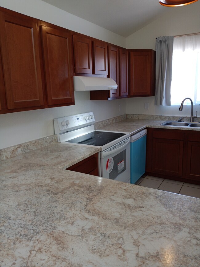 kitchen - 5604 E 26th St