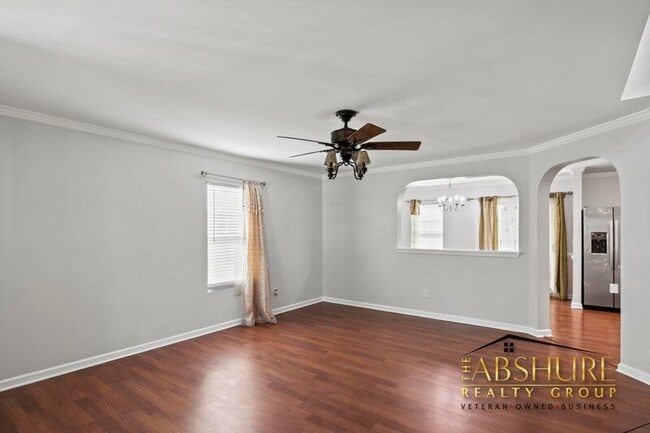 Building Photo - 3704 Hinton Grove Pl