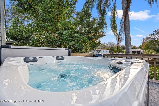 Building Photo - 6901 Richard Dr