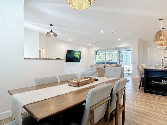 Building Photo - 26 Medalist Way