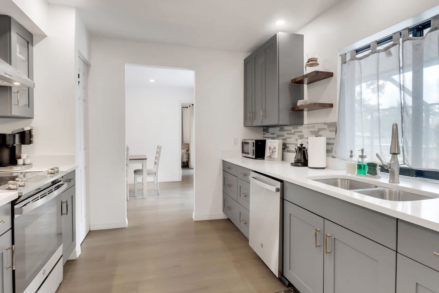 Building Photo - 1514 Forest Lakes Blvd