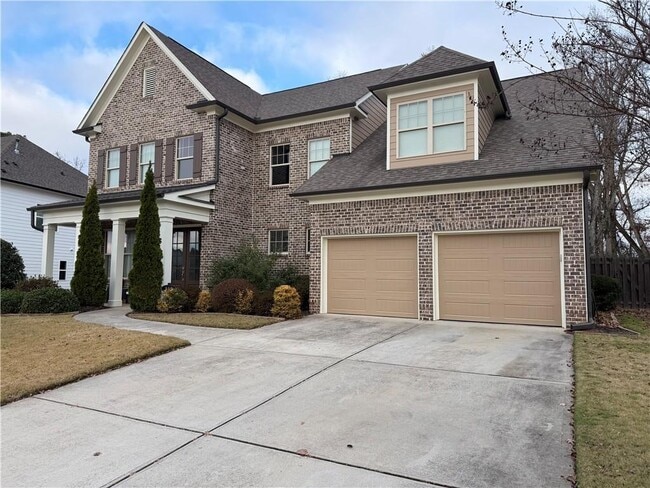 Building Photo - 512 Edgewater Dr