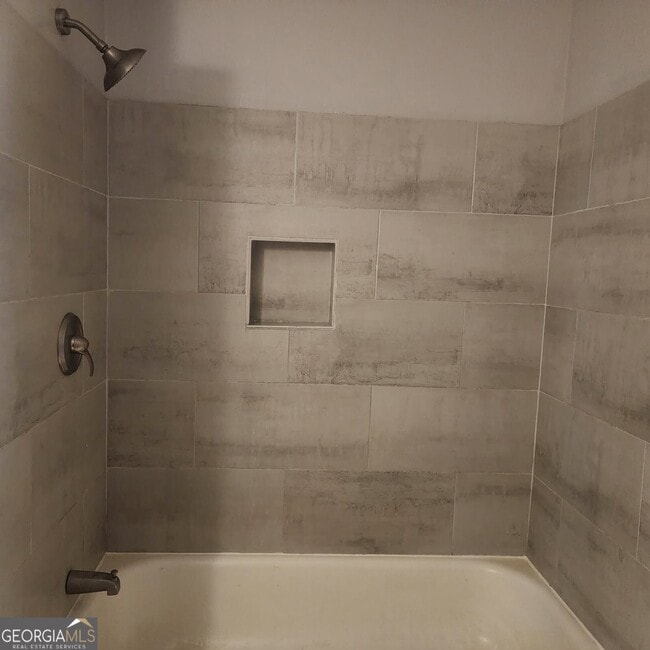 Building Photo - 3981 Skidmore Ct