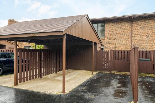 Building Photo - 2806 Downing Way