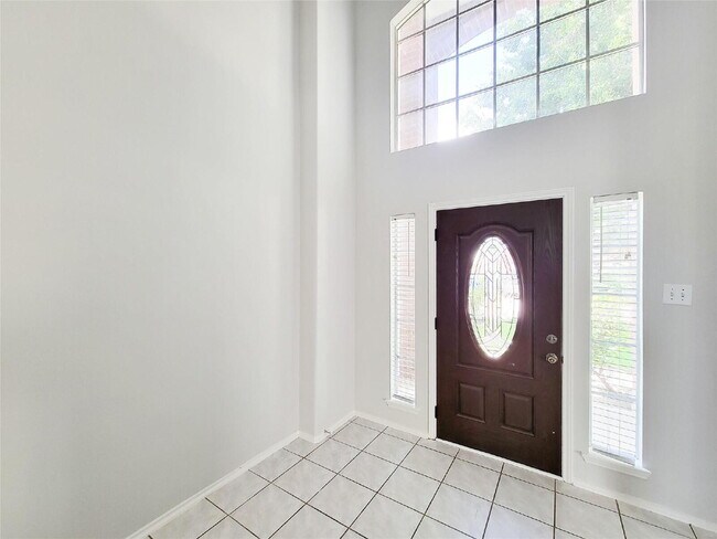 Building Photo - 6 Bedroom Home for Rent in Katy TX 77449 | Westfield | 3.5 Baths | 2-Car Garage