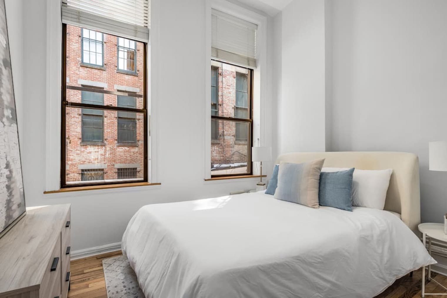 Building Photo - 508 Broadway-SI ID1035011P