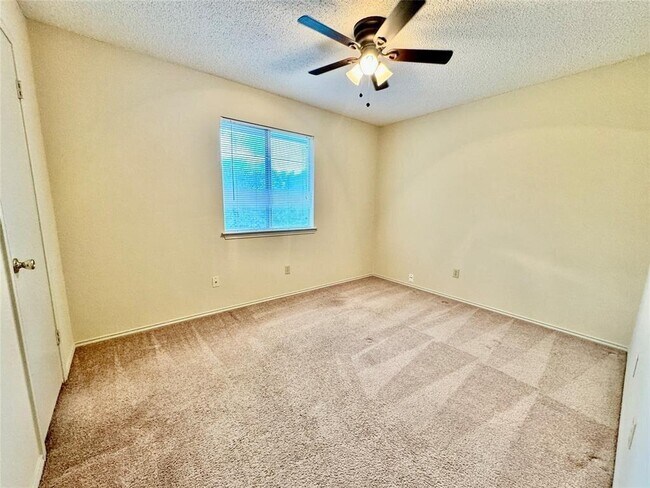 Building Photo - 6123 Abilene Trl