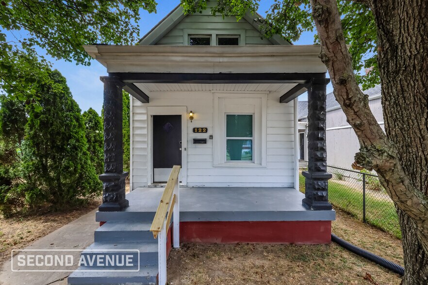 Primary Photo - 122 S Longworth Ave