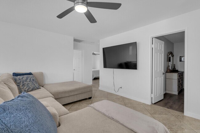 Building Photo - 82540 Lordsburg Dr