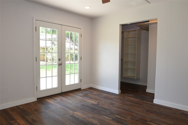Building Photo - 10511 Eddystone Dr