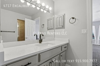 Building Photo - 4717 Excalibur Dr