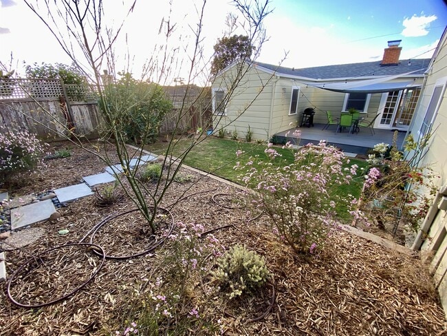 Building Photo - 4491 Coronado Ave