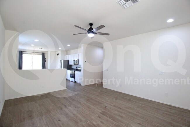 Building Photo - 17864 W Paraiso Dr