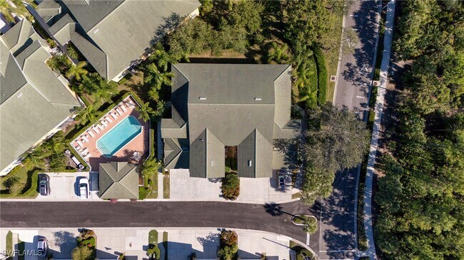 Building Photo - 8310 Big Acorn Cir