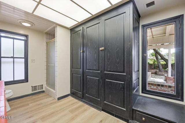 Building Photo - 568 Los Arboles Ln