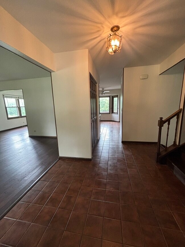 Building Photo - 4080 N Parkside Dr