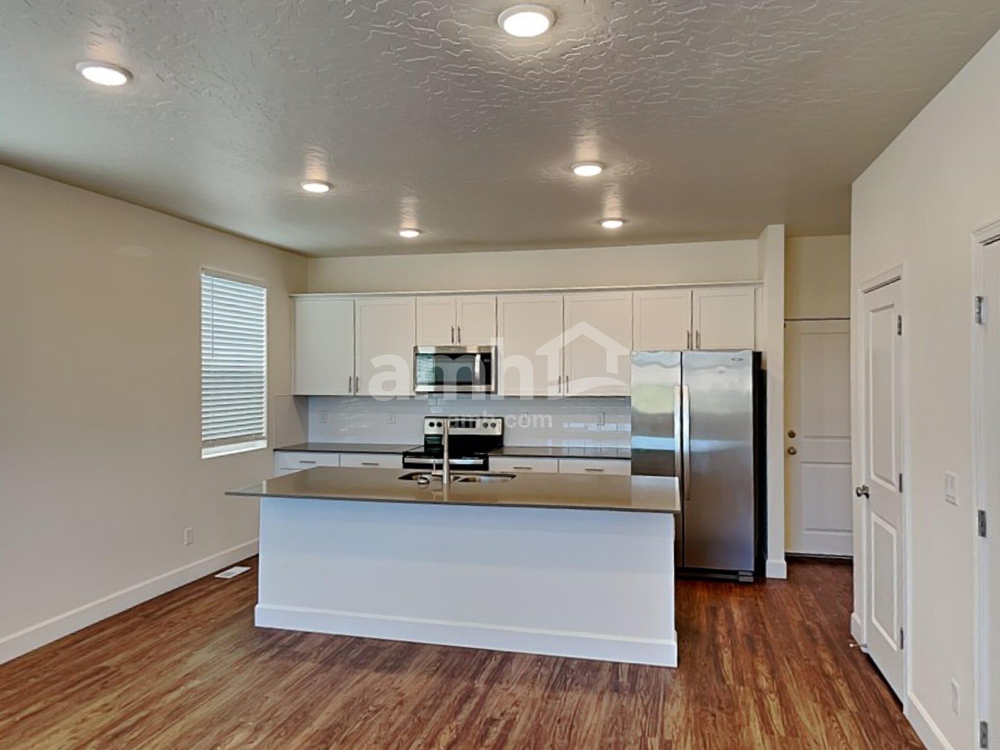 Building Photo - 6578 Old Forest Dr